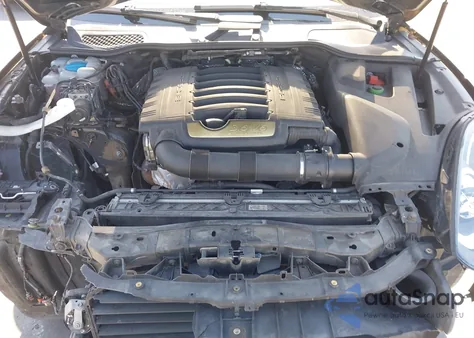 2016 Porsche Cayenne z USA, uszkodzony, nr VIN WP1AA2A28GLA03863